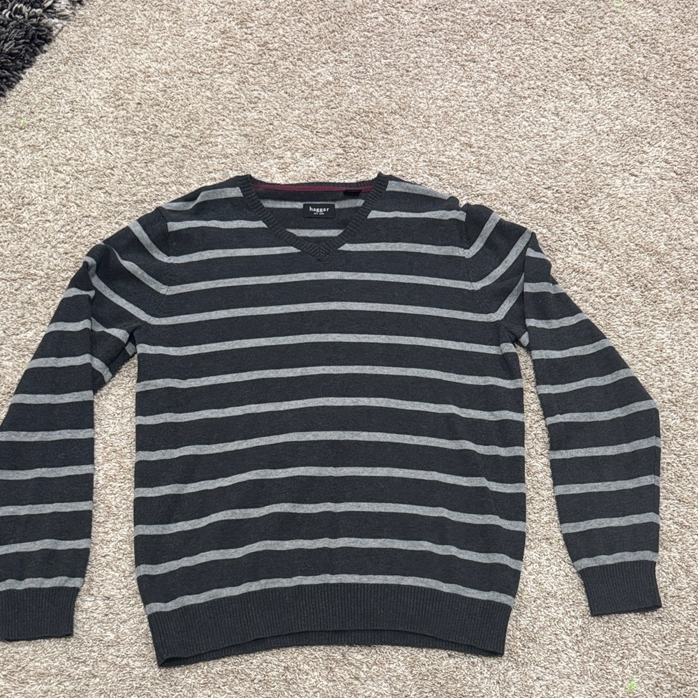 Haggar Men's V-Neck Sweater - Black and Gray Stripes